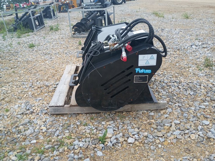 #24728-•-future-skid-steer-mixing-bucket-image-2