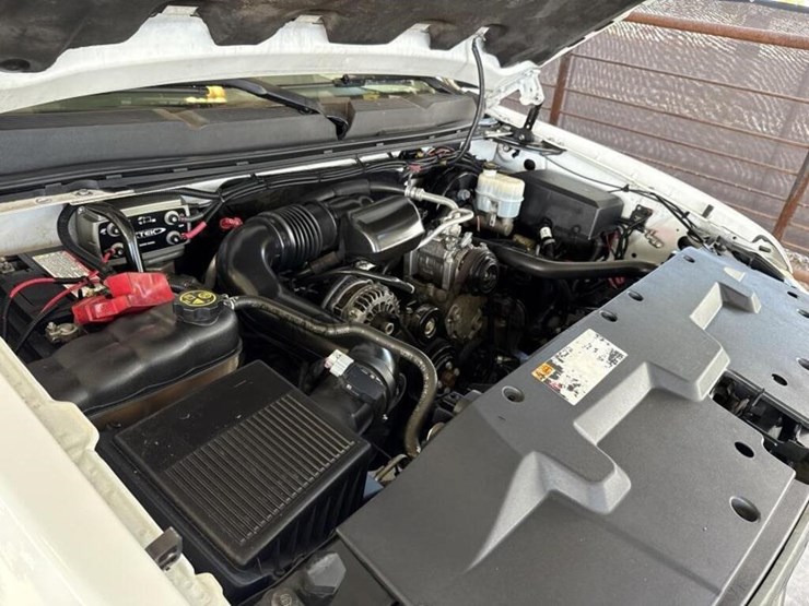 2012-chevrolet-silverado-1500-image-14