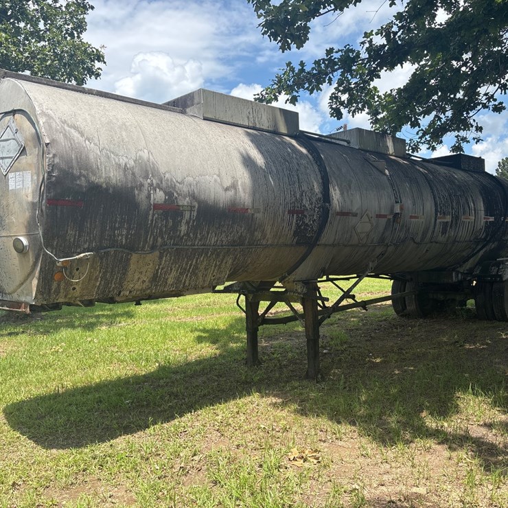 #12981 • TANKER | FOR PARTS/REPAIRS