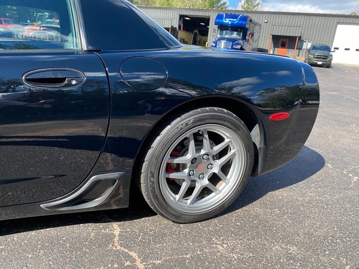 #150-•-2002-corvette-z06-frc-6-speed-(has-wi-title)-(schofield,-wi)-image-28