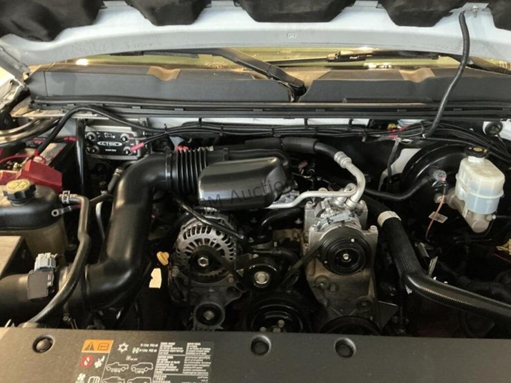 2012-chevrolet-silverado-1500-image-11