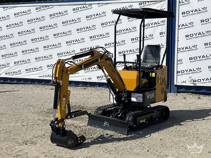 mini-excavator-image-1