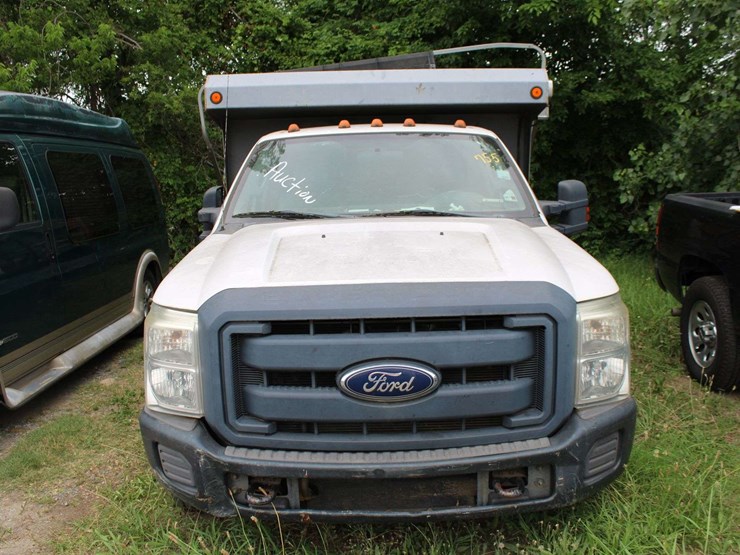 2012-ford-f350-image-12