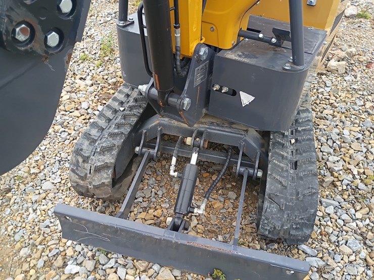 #24704-•-2025-agt-mx12rx-mini-escavator-image-15