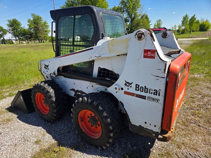 2013-bobcat-s630-image-15