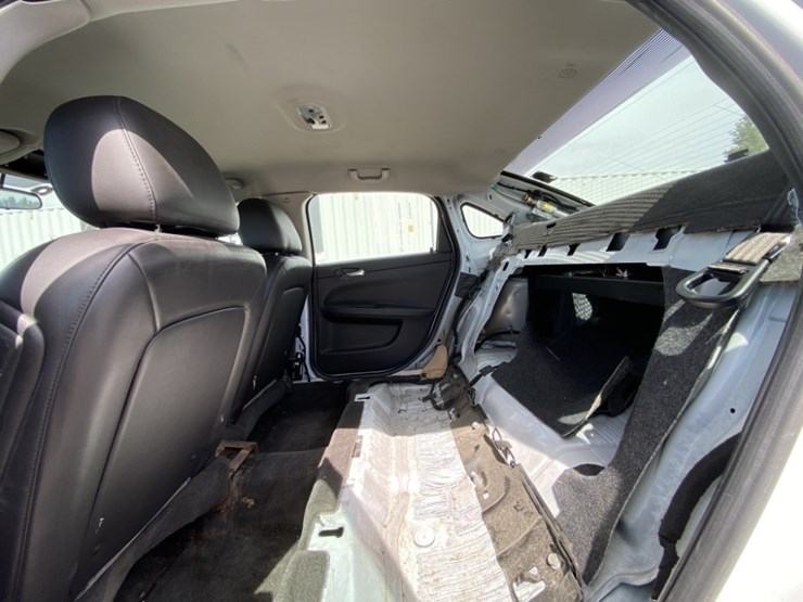 2011-chevrolet-impala-sedan-image-25