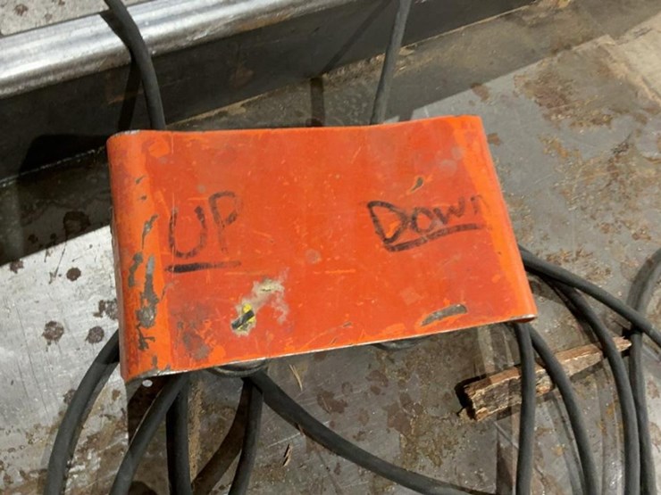 #153-•-presto-xl4860mod-scissor-lift-image-7