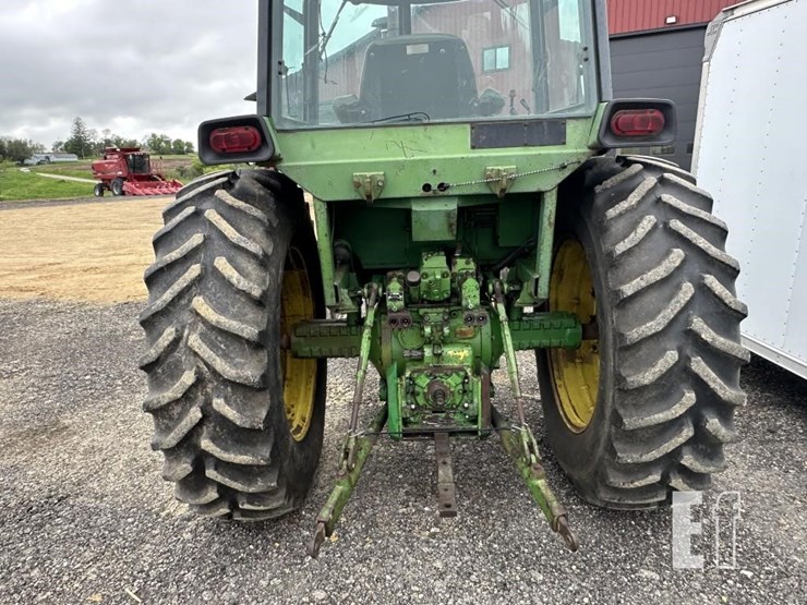 john-deere-4430-image-8
