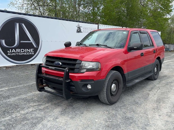 2015-ford-expedition-image-1