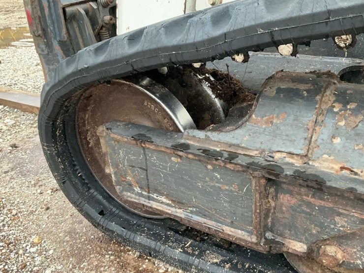 2016-bobcat-t650-image-25