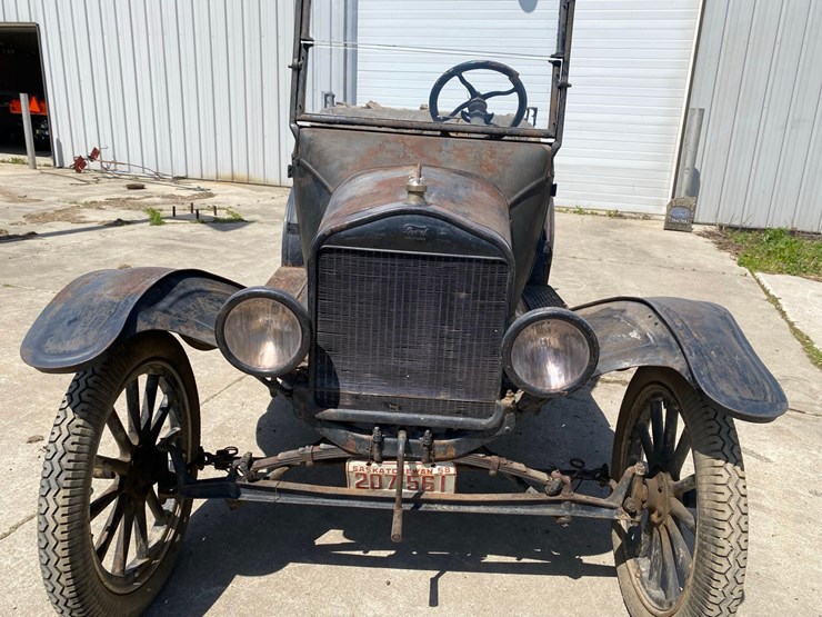 1916-ford-model-t-image-8