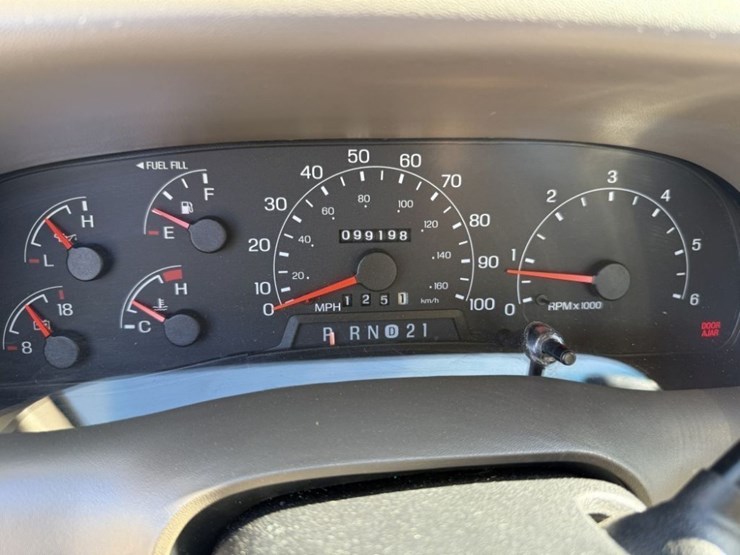 2001-ford-f350-image-30