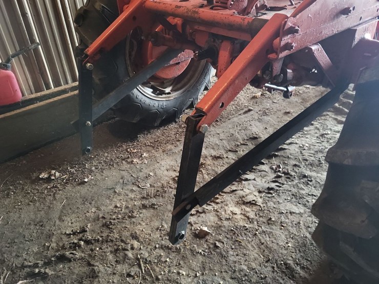 allis-chalmers-ca-tractor-image-23