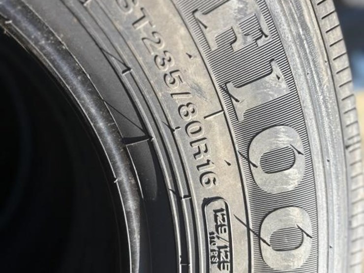 l3---(4)-235/80r16-trailfinder-14ply-image-5