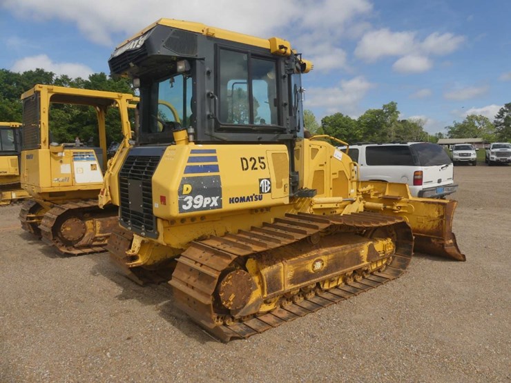 2017-komatsu-d39px-24-image-3