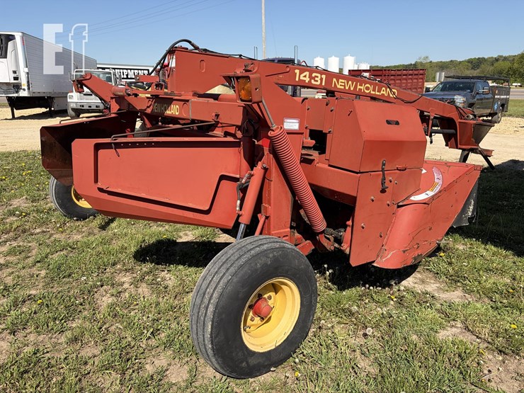 new-holland-1431-image-2