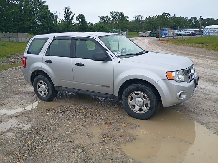 2008-ford-escape-image-12