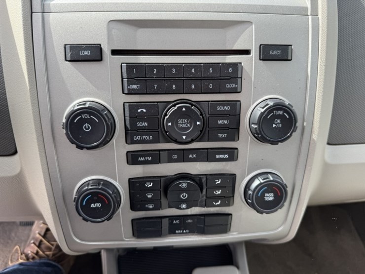 2012-ford-escape-hybrid-image-27