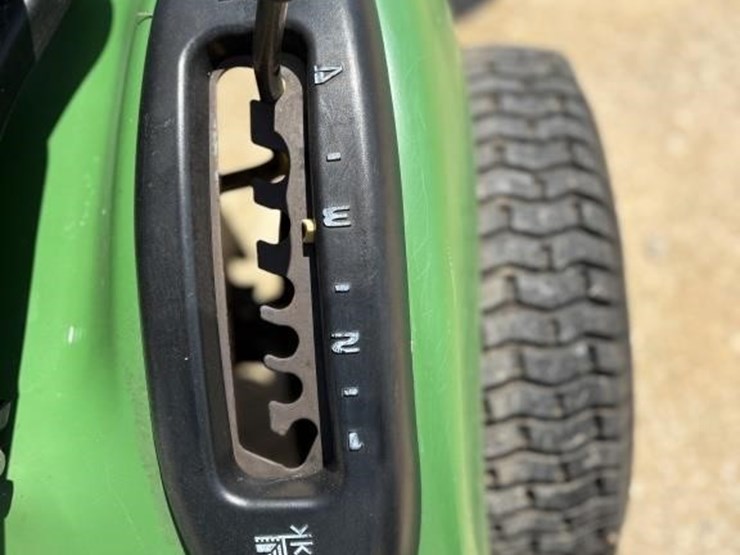 john-deere-l118-image-8