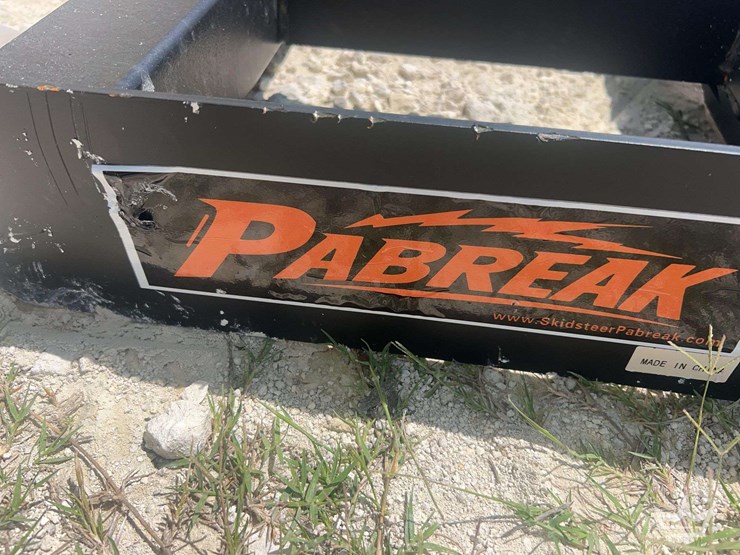 2026-pabreak-dual-prong-hay-bale-spear-skid-steer-attachment-image-3