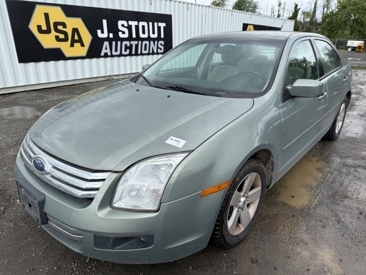 2009-ford-fusion-se-sedan-image-1