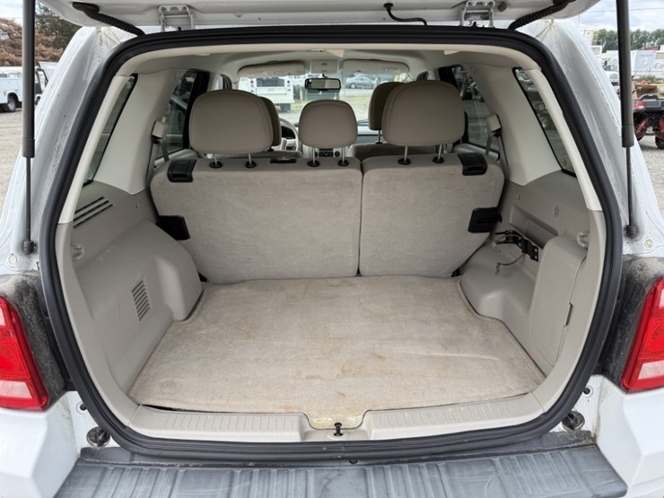 2011-ford-escape-hybrid-image-19