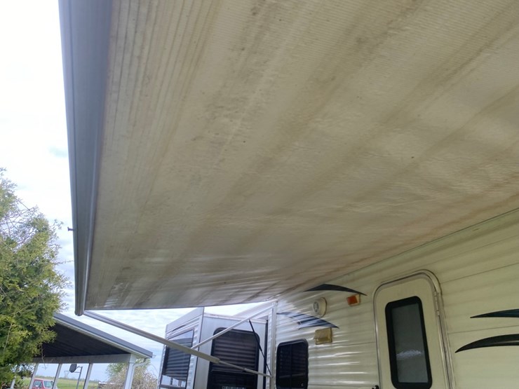 2012-keystone-springdale-rv-image-66