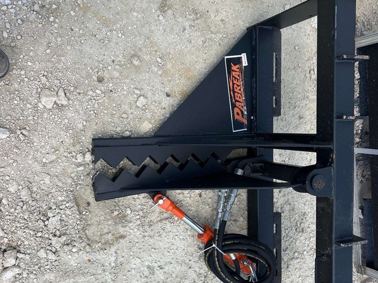 2026-pabreak-hydraulic-tree-and-post-puller-skid-steer-attachment-image-4