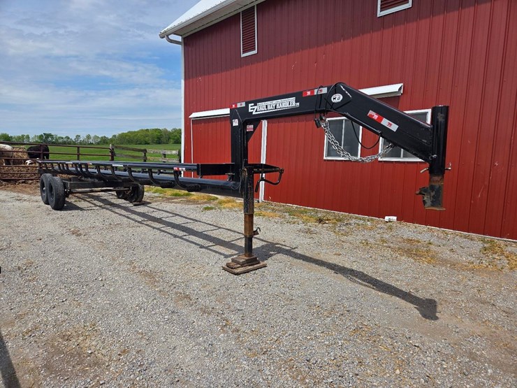 2025-32'-ez-haul-hay-handler-round-bale-trailer-image-1