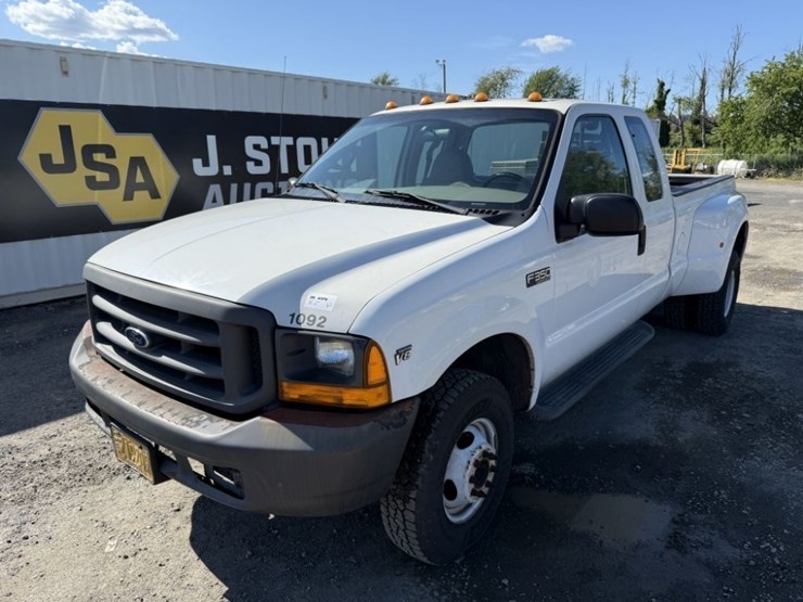2001-ford-f350-image-1