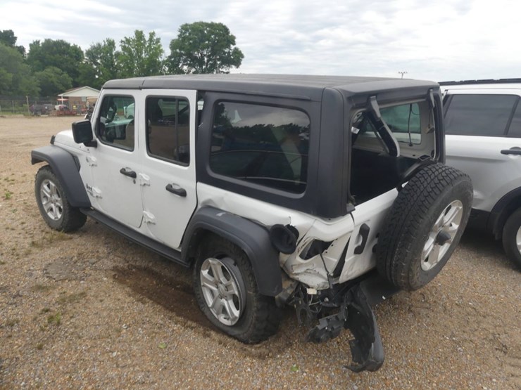 2020-jeep-wrangler-image-4