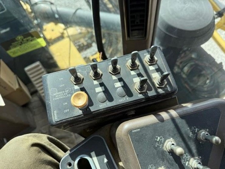 1998-ag-chem-rogator-854-image-32