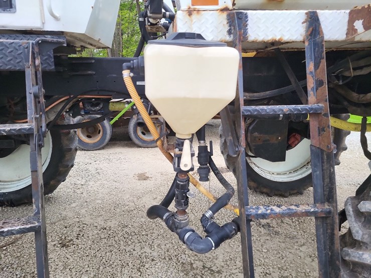 wilmar-765-sprayer-w/sprayer-trailer-image-24