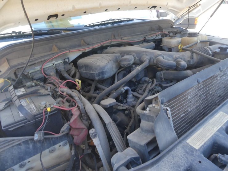 2015-ford-f550-image-8