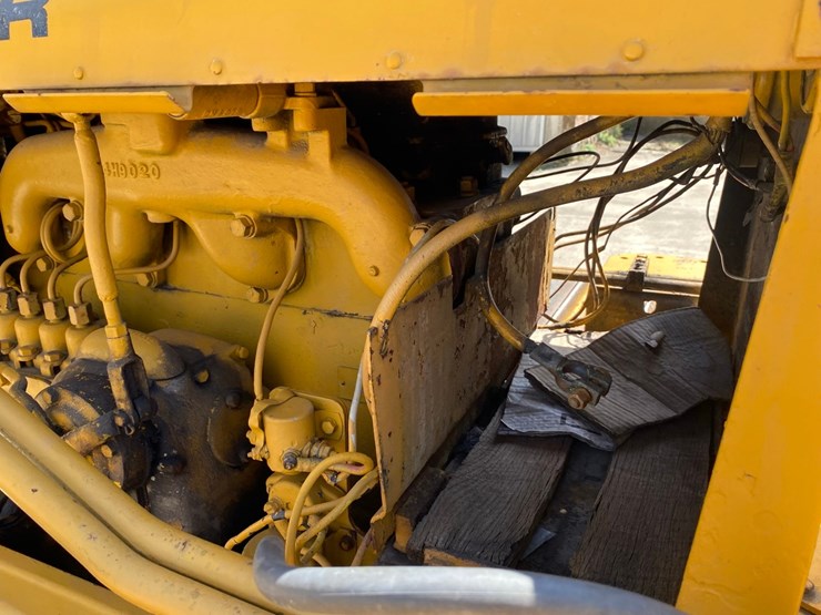caterpillar-d4-image-30