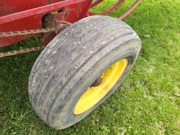 new-holland-273-image-15