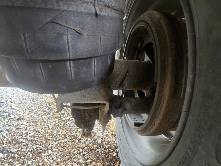 #23255-•-2006-40'-east-manufacturing-end-dump-trailer-image-63