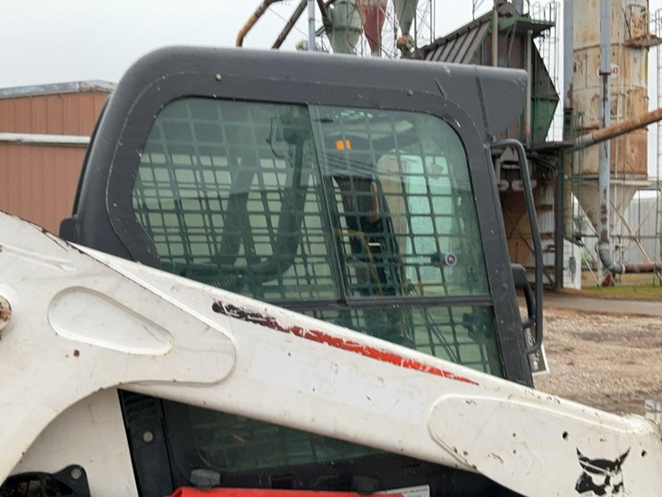 2016-bobcat-t650-image-36