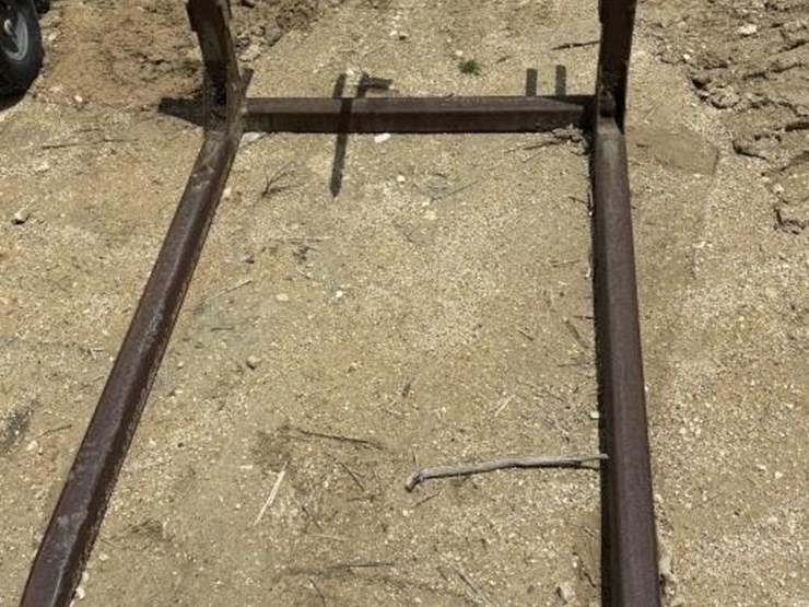 l3---rear-hay-cradle-image-2
