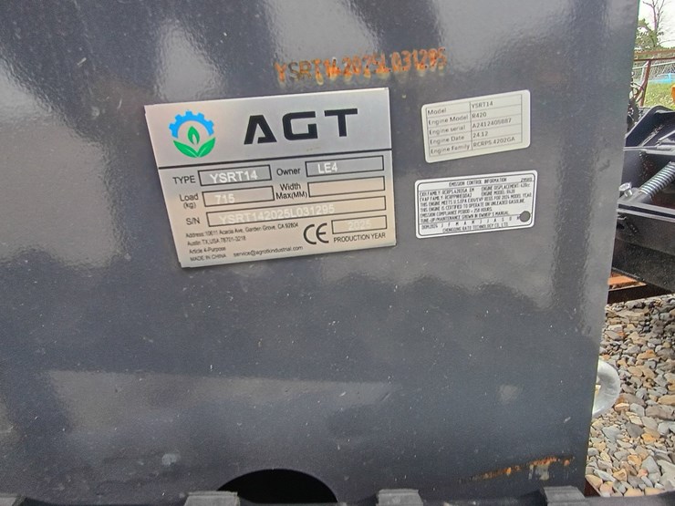 #24710-•-2025-agt-ysrt14-mini-skidsteer-image-5