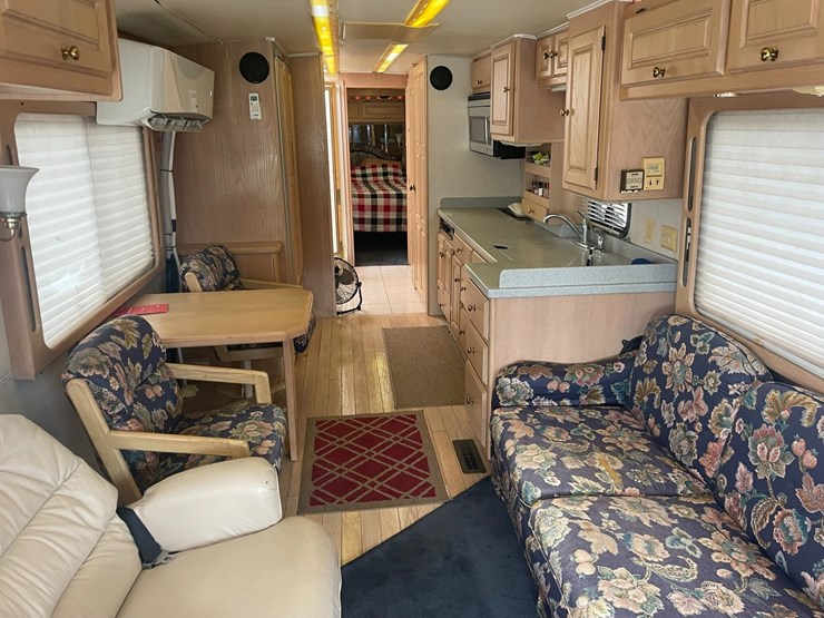 #40221-•-1994-holiday-rambler-s/a-motor-home-vin:-4s7nt9k0xrc015680-image-25
