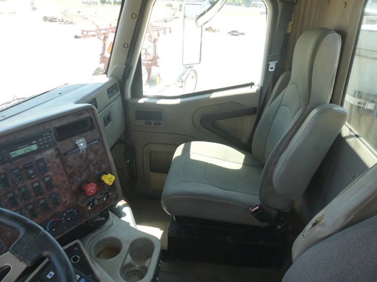 2006-international-9200i-image-17