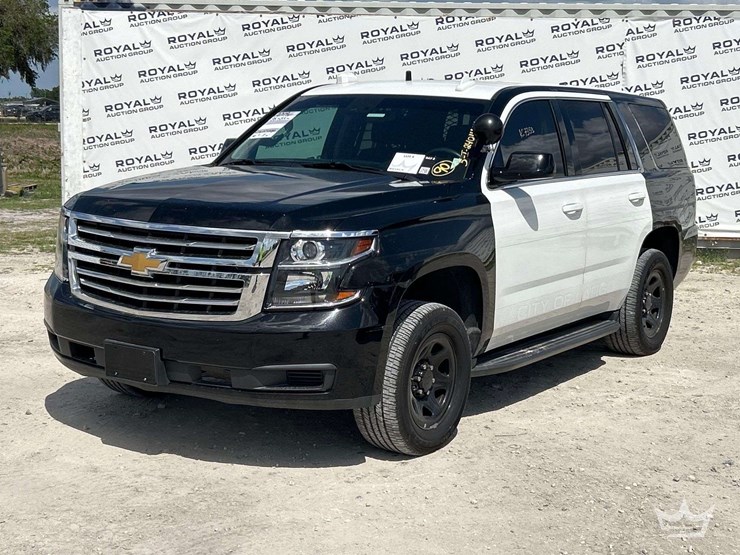 2019-chevrolet-tahoe-image-1