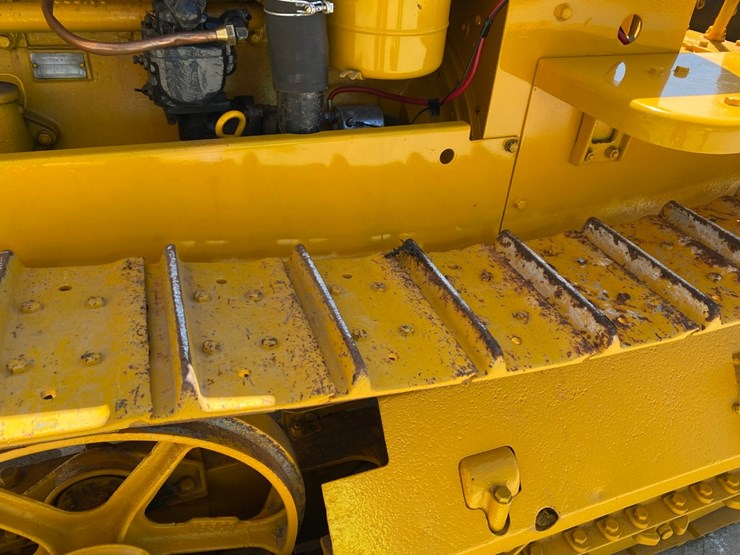 caterpillar-22-image-16