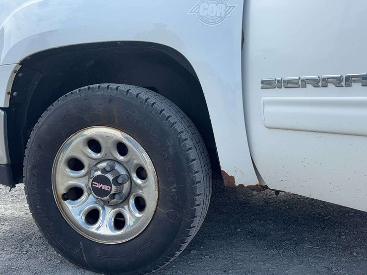 2013-gmc-sierra-1500-image-22