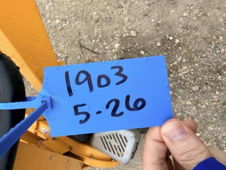 l3---cub-cadet-chipper-image-9