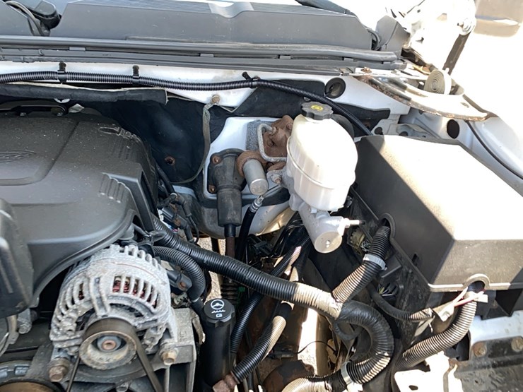 2013-chevrolet-2500-image-59