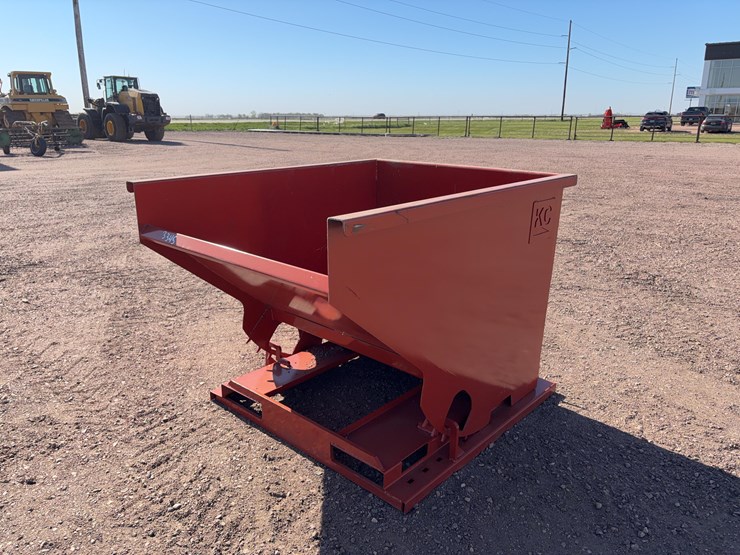 self-dumping-hopper-image-1