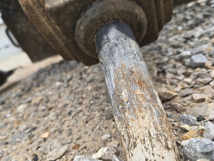 #24049-•-stanley-mb-mini-skid-steer-breaker-image-6