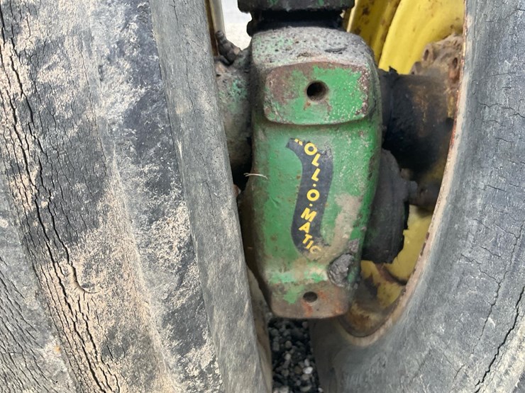 john-deere-b-image-18